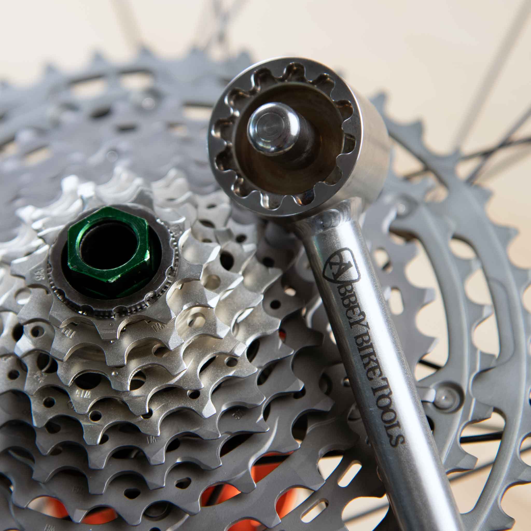 9 Tooth Crombie Tool